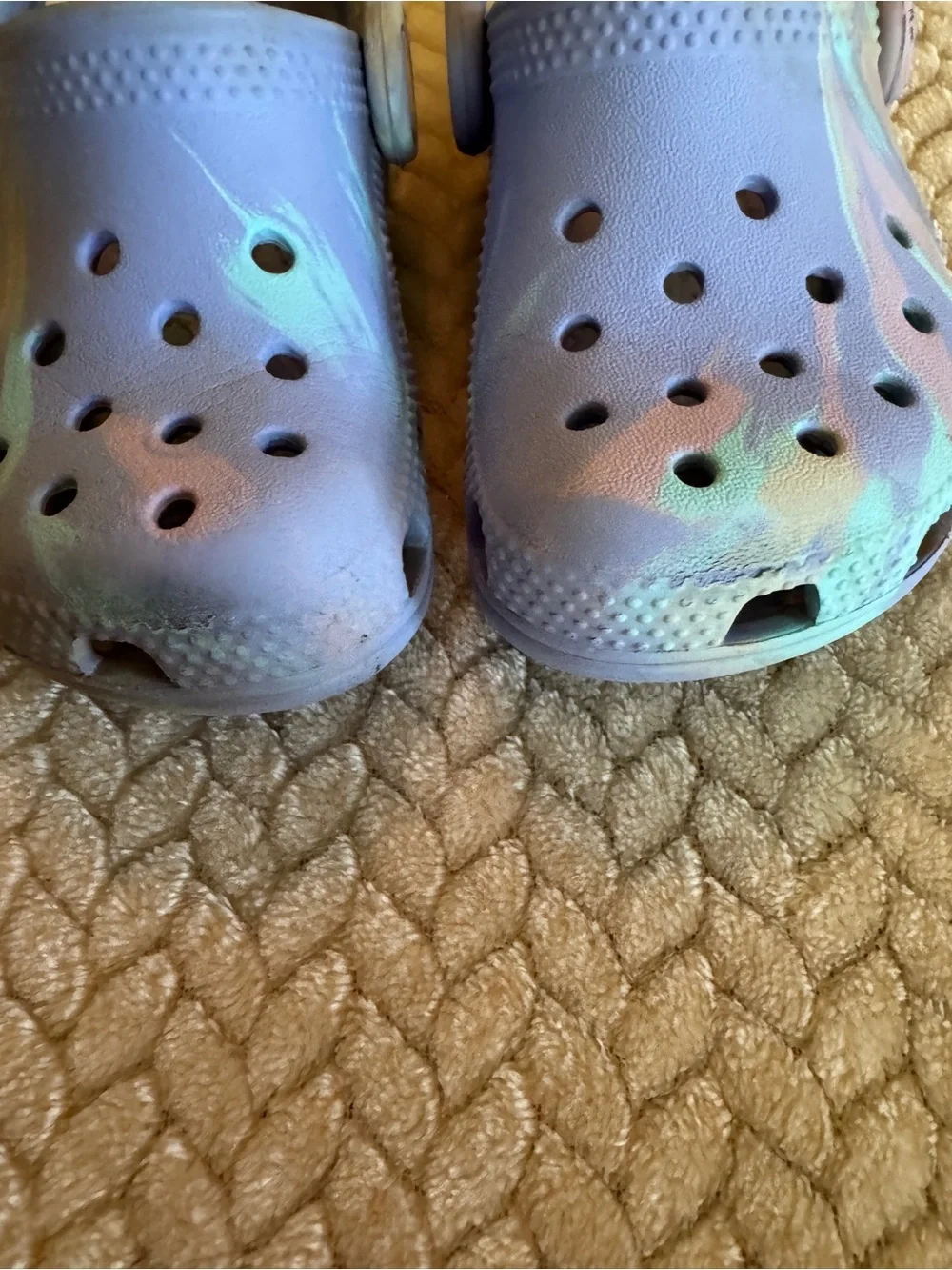 CROCS Kids' Iridescent Blue Lavender Clog Sandals Size 7